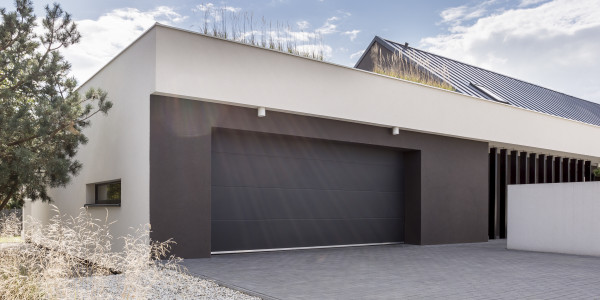 Pintar Fachadas de Casas Unifamiliares / Chalets en Hospitalet de Llobregat · Pintura para Pintado con Alta Protección y Mantenimiento Resistentes a la Intemperie