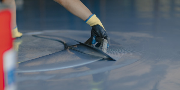 Pintar Fachadas de Casas Unifamiliares / Chalets en Hospitalet de Llobregat · Pintura y Pavimentos para Pintar Garajes y Parkings