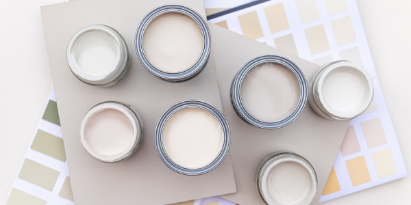 Pintar Fachadas y Patios de Luces de Comunidades Vecinos / Propietarios en Hospitalet de Llobregat · Pintura para Pintar Viviendas y Edificios Residenciales