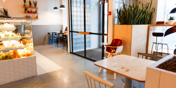 Pintar Fachadas de Empresas / Negocios / Locales Comerciales en Hospitalet de Llobregat · Aabados Decorativos; estuco veneciano, pintura texturizada, metalizada, hormigón, microcemento
