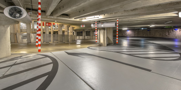 Pintar Fachadas de Empresas / Negocios / Locales Comerciales en Hospitalet de Llobregat · Pavimentos para Pintado de Suelos de Parkings y Garajes