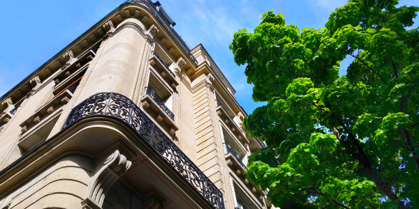 Rehabilitación y Restauración de Fachadas en Hospitalet de Llobregat · Restauración de Fachadas Antiguas